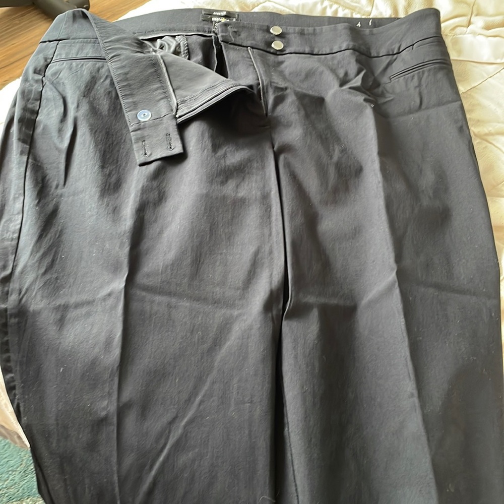 Black dress pant